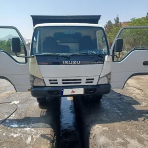 کامیونت ایسوزو
