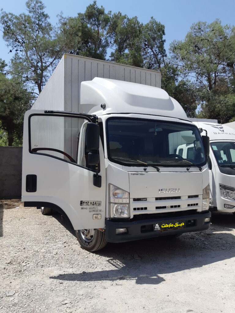 ایسوزو P700 6